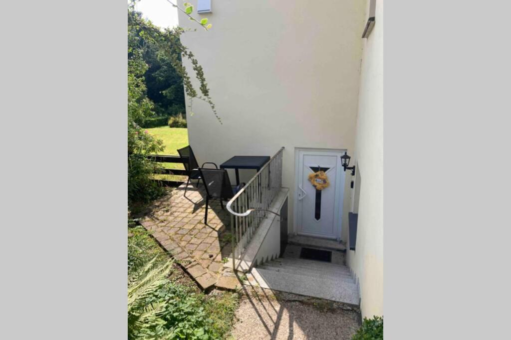Wunderschone Komplett Neu Eingerichtete Wohnung Emmerthal Εξωτερικό φωτογραφία